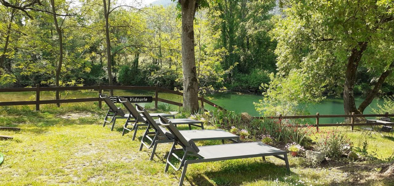 La Magnanerie d'Hôtes ,le jardin secret Sauve Extérieur photo